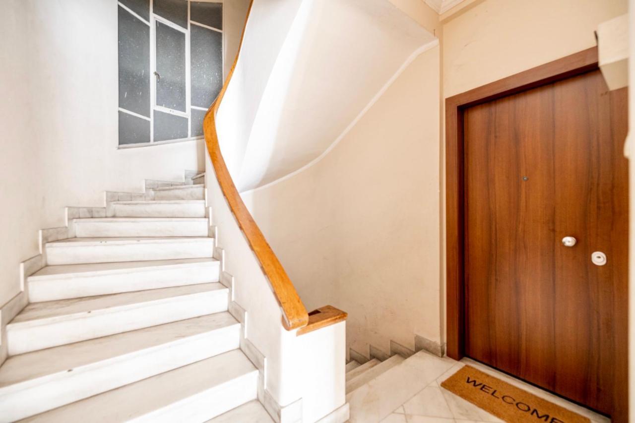 Cozy Apartment In Kolonaki Athens - Sleeps 5 Exterior photo